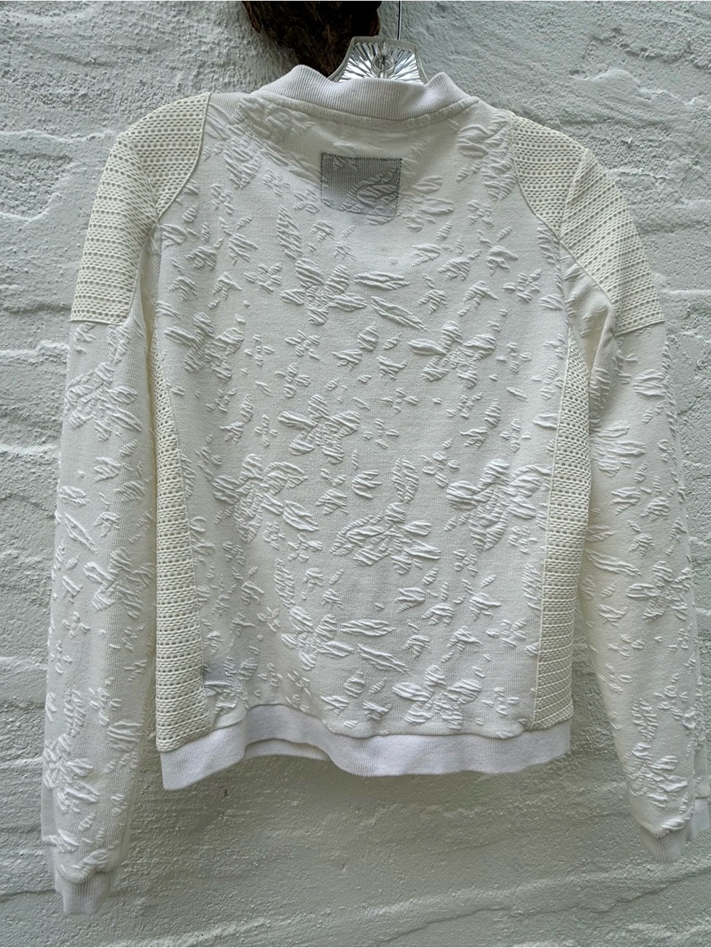 Sanctuary white multi-textured minimalist bomber jacket. Small - Picture 5 of 12